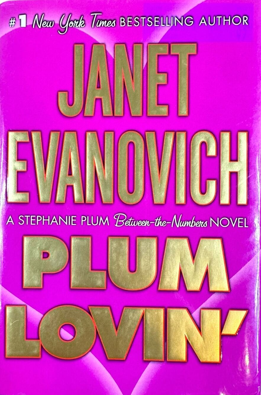 Plum Lovin' by Janet Evanovich (Hardcover)